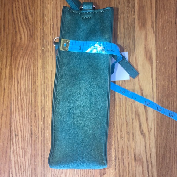 NWT Lauren Conrad crossbody bag - Picture 7 of 8